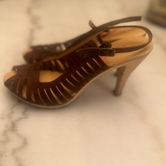 KORS Michael Kors Shoes - KORS Michael Kors Sentra Safari/ Matte Vac size 8